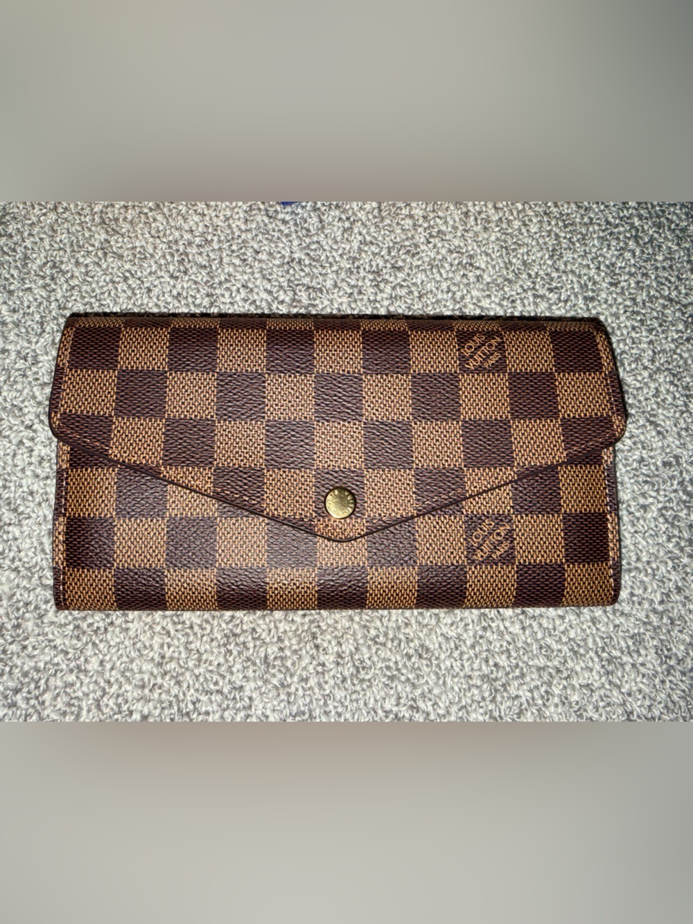 Louis Vuitton Sarah Wallet